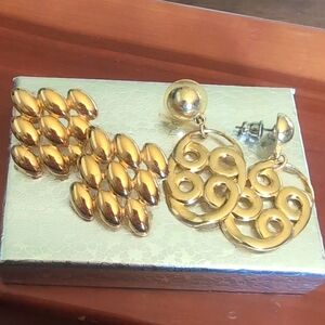 Gold plated  fashion earrings